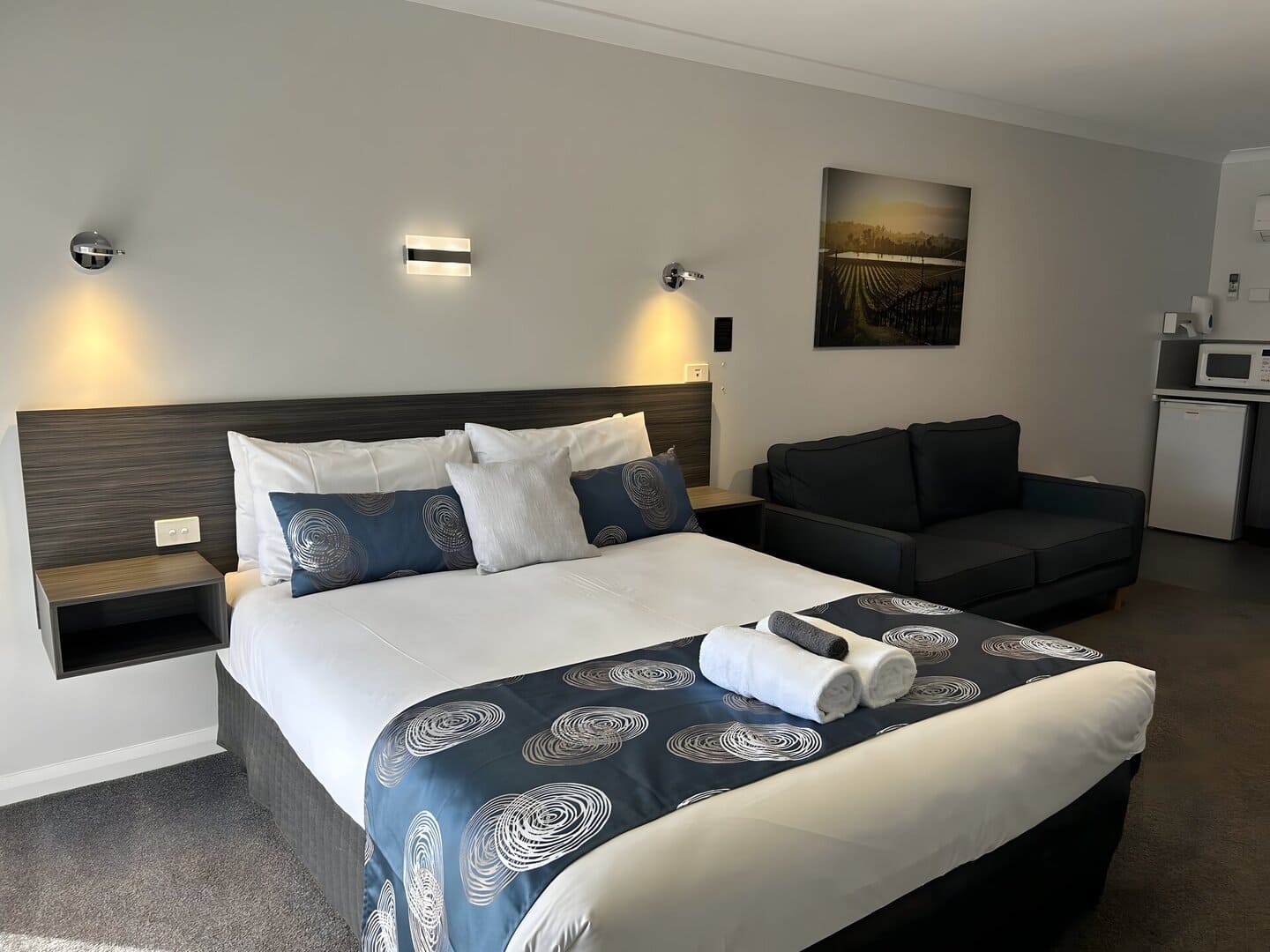supreme queen room